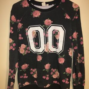 *NEVER WORN* Pacsun Crewneck